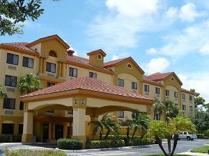 Americas Best Value Inn Lantana