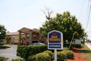 Best Western Mayport Inn & Suites Atlantic Beach