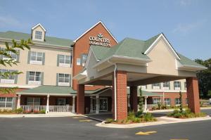 Country Inn & Suites by Carlson Fairburn