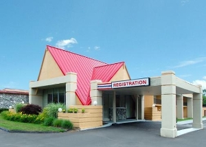 Econo Lodge Inn & Suites Binghamton