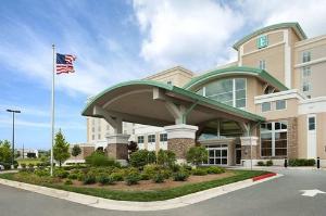 Embassy Suites Kennesaw Town Center