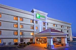 Holiday Inn Express Hotel Oak Grove