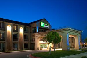 Holiday Inn Express Hotel Lancaster