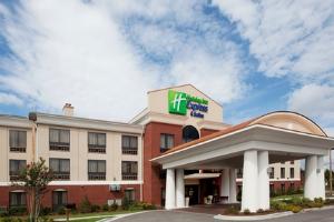 Holiday Inn Express Hotel & Suites Hardeeville
