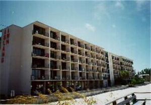 Island Inn Beach Resort Treasure Island
