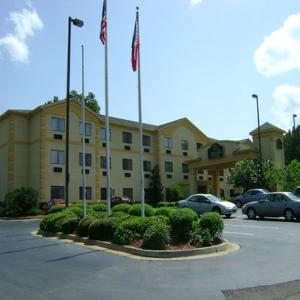 La Quinta Inn & Suites Jackson Airport Pearl