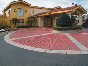 La Quinta Inn Northeast Columbus