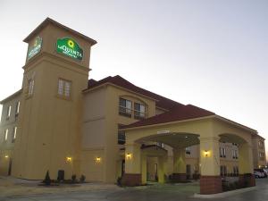 La Quinta Inn & Suites Yukon