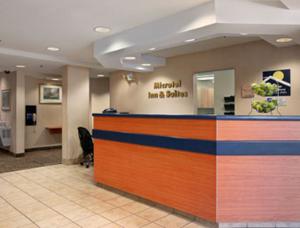 Microtel Inn & Suites Bethel