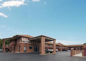 Rodeway Inn Charlotte Northeast