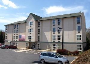Rodeway Inn & Suites Asheville