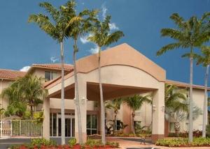 Sleep Inn & Suites Dania Beach