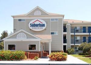 Suburban Extended Stay Lodge Largo