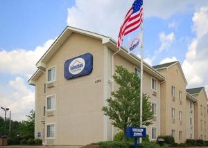 Suburban Extended Stay Hotel Duluth