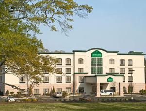 Wingate by Wyndham Hotel Fairburn